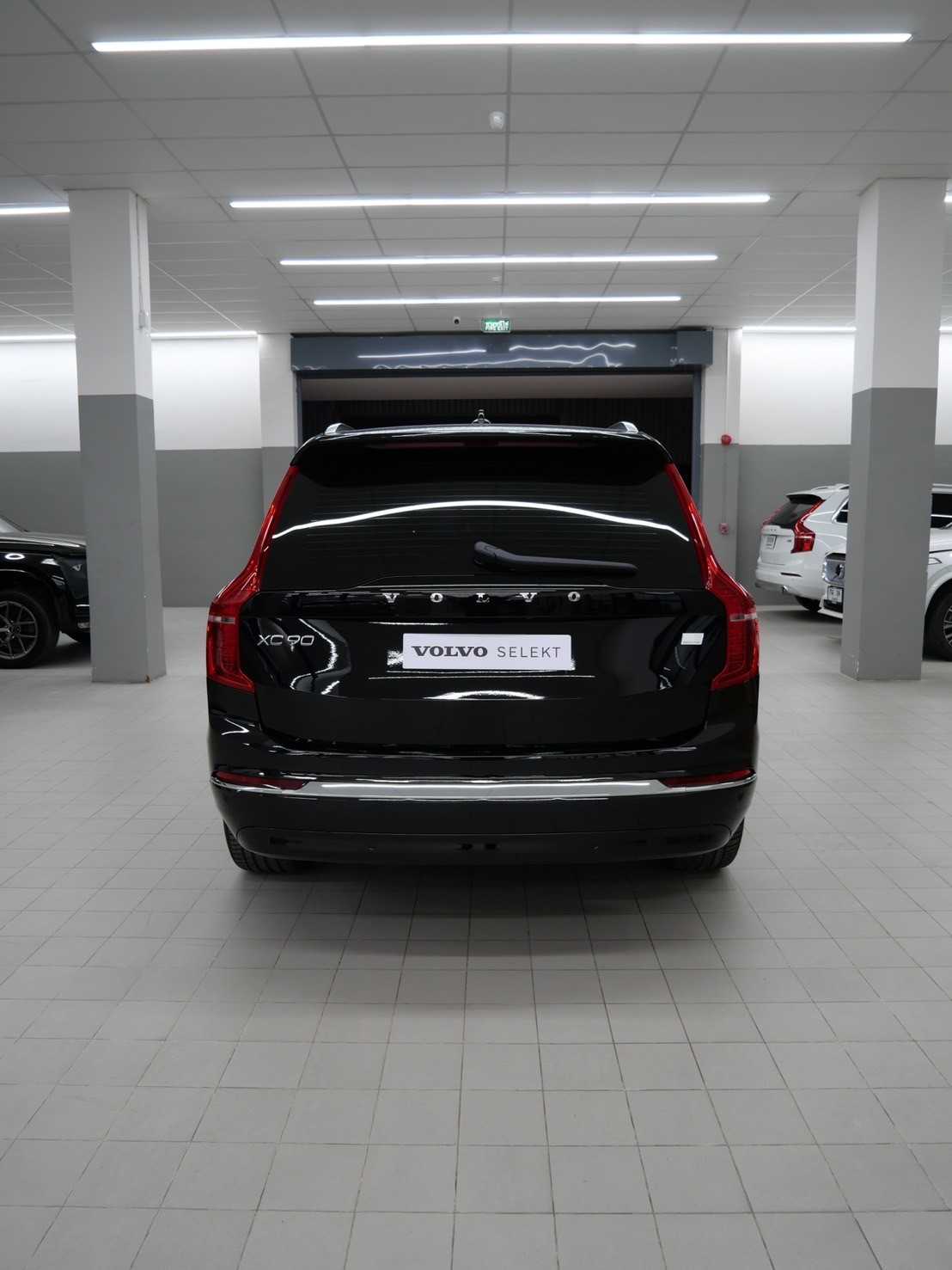 Volvo  Recharge Ultimate, T8 AWD ปลั๊กอินไฮบริด, ไฟฟ้า/เบนซิน, Bright, 7 ที่นั่ง